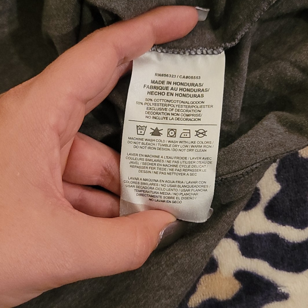 Nike Tee! - Picture 4 of 4
